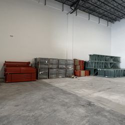 Brand newBrand new Pallet Racking Used Pallet Racks Beams Uprights Wire Decks Storage Export Forklift