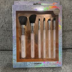 Brand New Manna Kadar Beauty Brush Set 6 Piece 