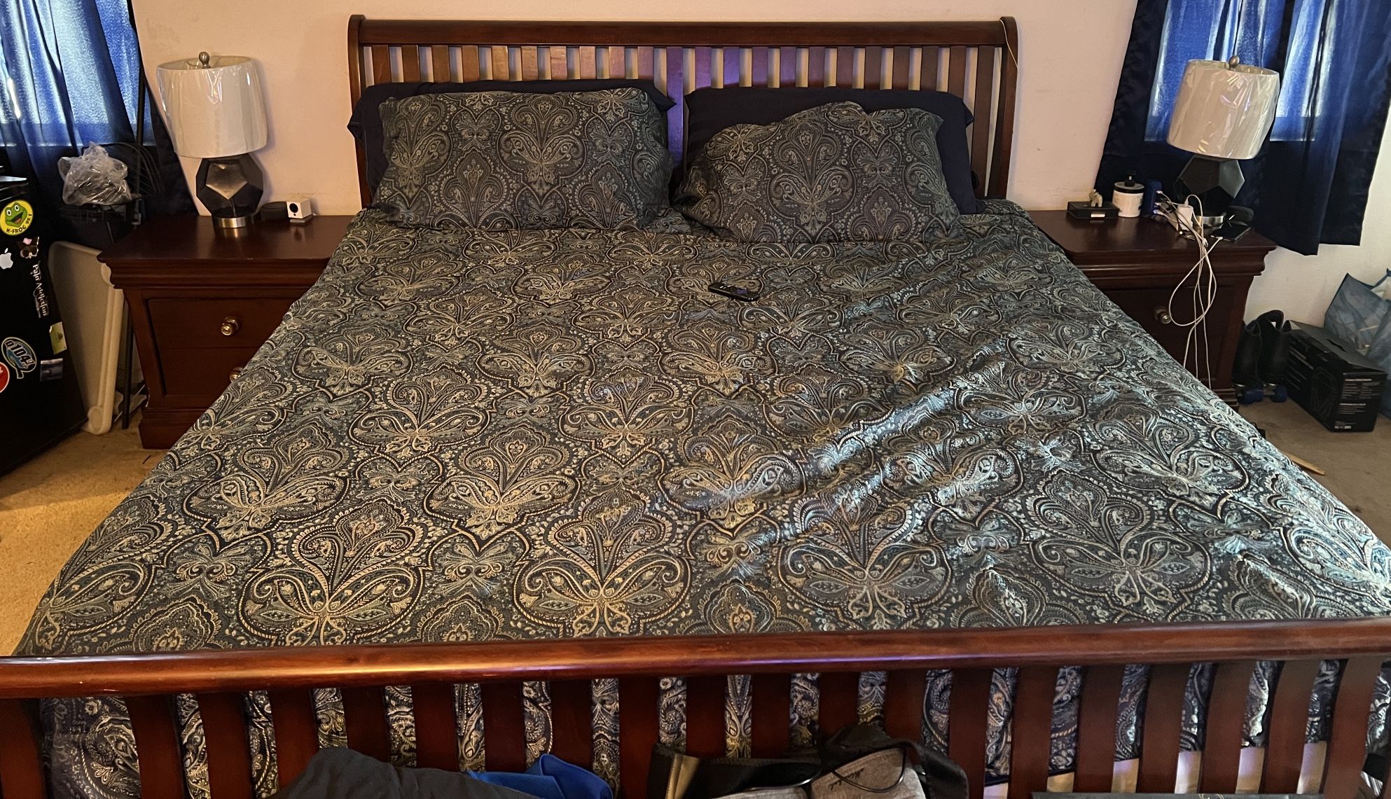 King  Bedroom Set