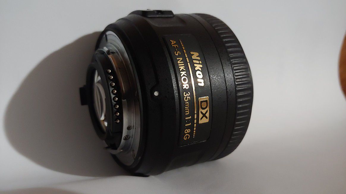 Nikon 35mm f/1.8 for dx crop sensor dslr