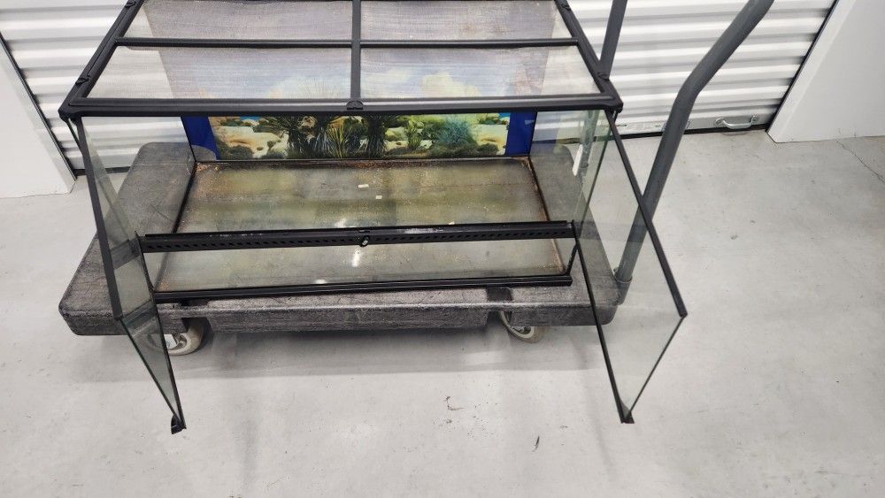 Zoom MED DOUBLE DOOR REPTILE TANK #1