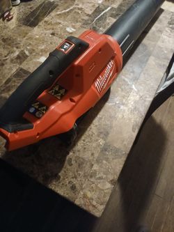 Milwaukee Blower