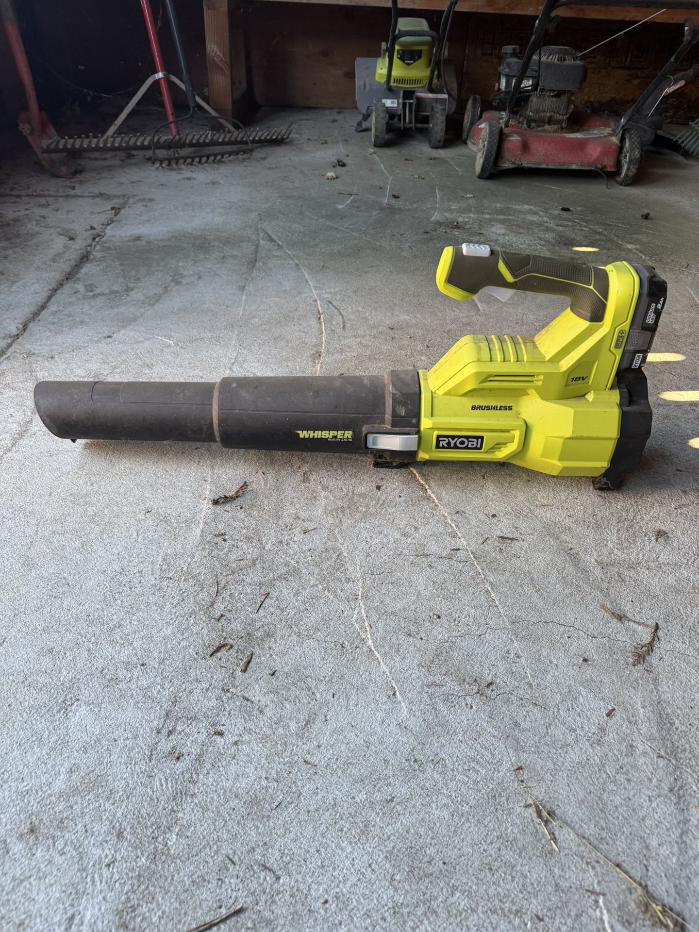 Leaf Blower 