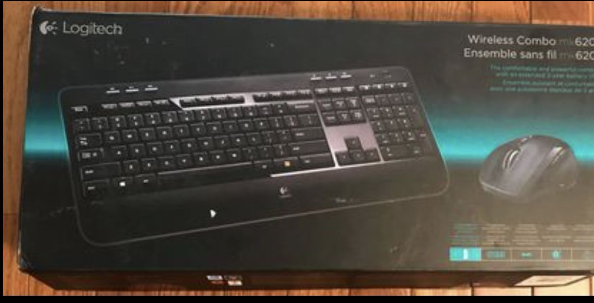 Logitech MK620 Combo Wireless Keyboard and Mouse