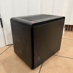 Small Build Gaming Computer I7 6700K + GTX 1060