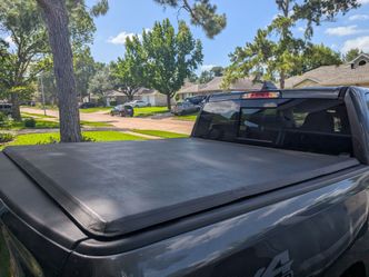 Ram 1500 MOPAR Soft Tri-Fold Tonneau Cover