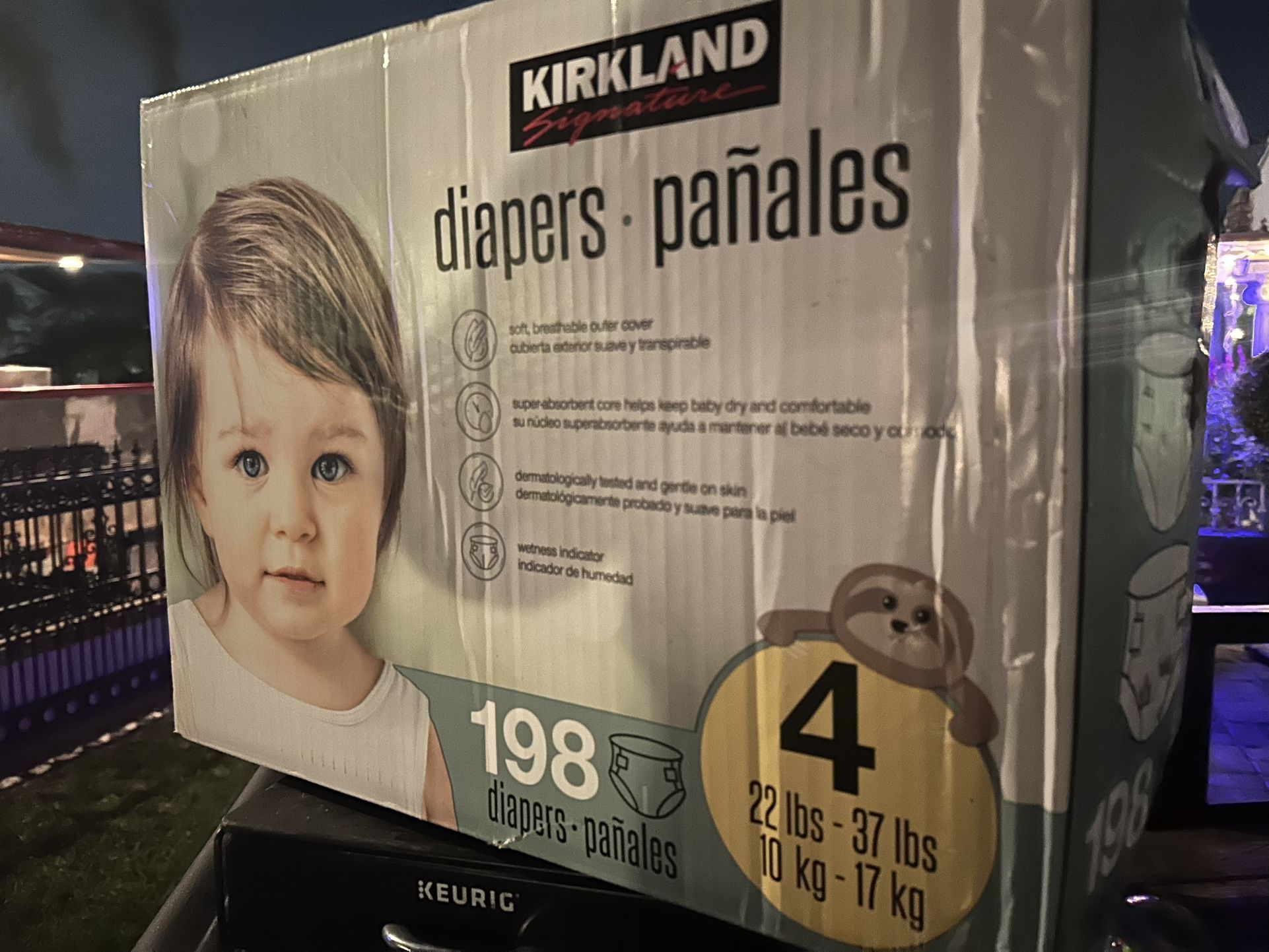 Kirkland Size 4 Diapers 
