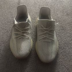 Yeezy v2 non-reflexive
