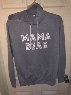 Mama Bear pullover sweatshirt size L