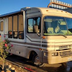 1996 Ford Bounder Fleetwood 