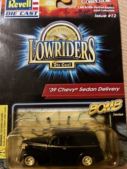 1/64 ‘39 Chevy sedan mint