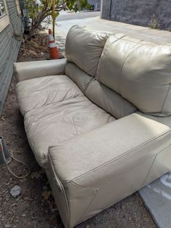 FREE Couch