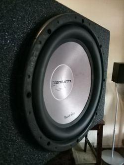 Phoenix Gold 12 in subwoofer imported Cuban box
