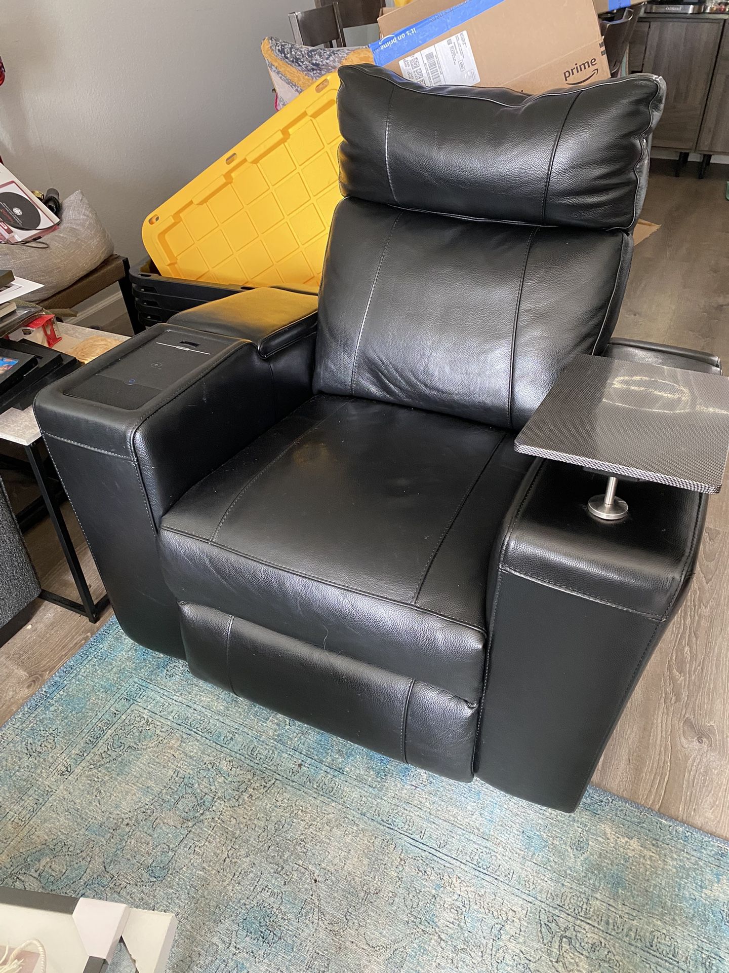 Bluetooth Enabled Theater Style Recliner