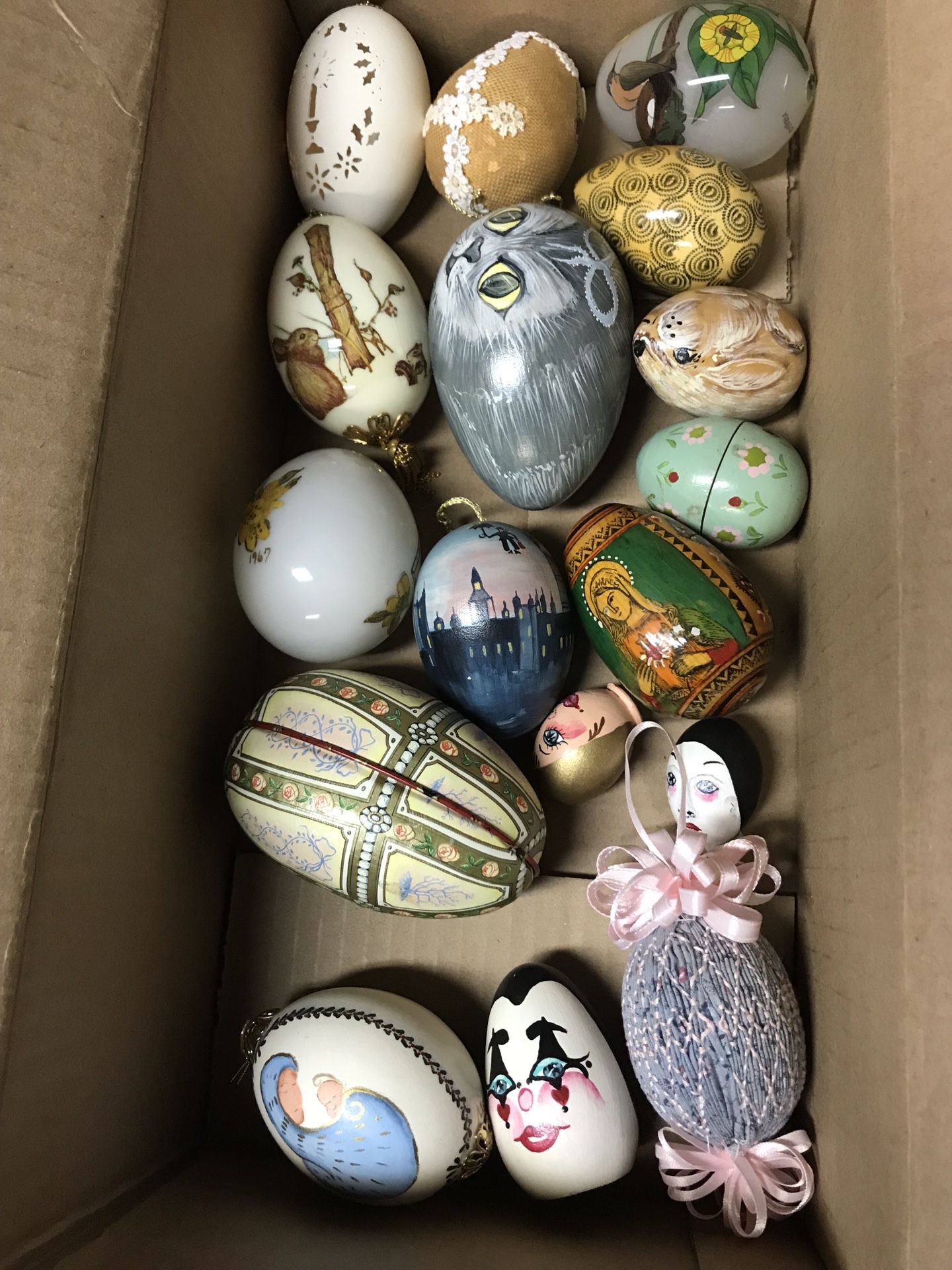Decorative egg collection