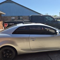 2010 KIA forte