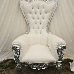 throne chair