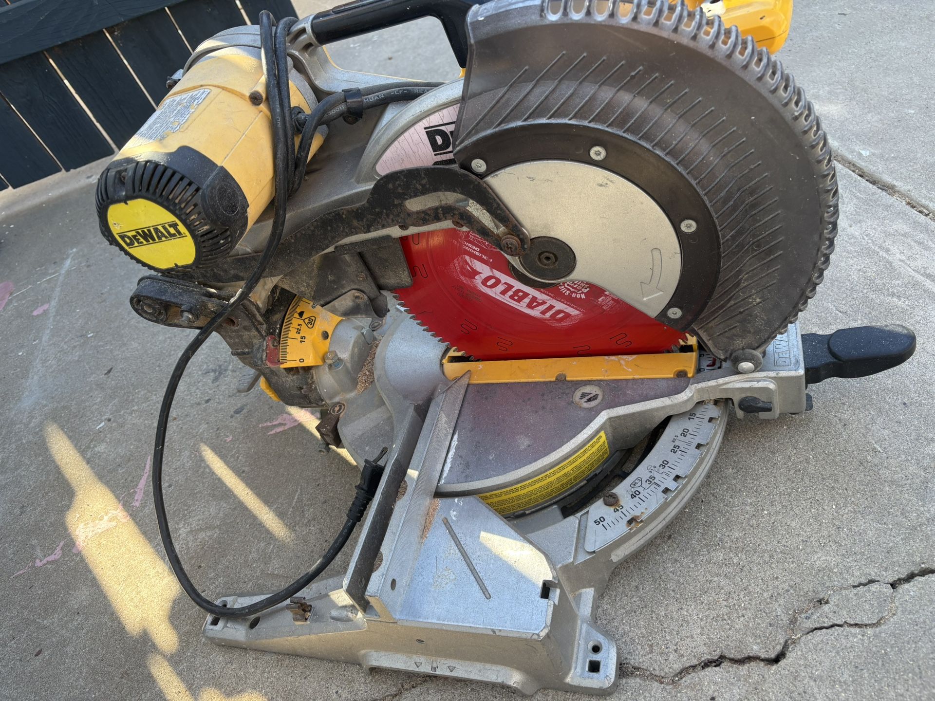 DeaWalt Miter Saw