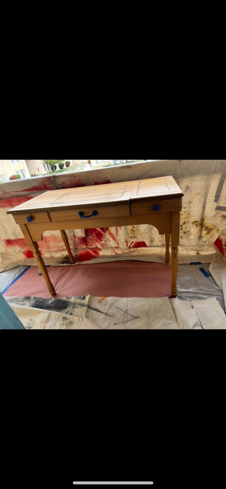 Sewing machine desk