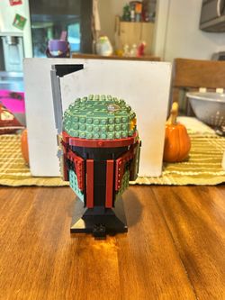 LEGO Star Wars Boba Fett Helmet Build