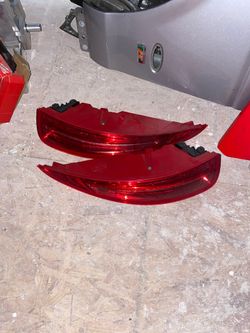 Porsche 911 tail lights