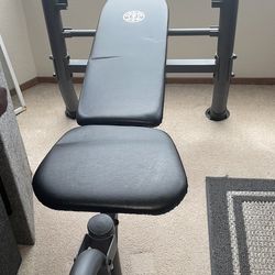 Golds Gym Weight Bench, Mint condition
