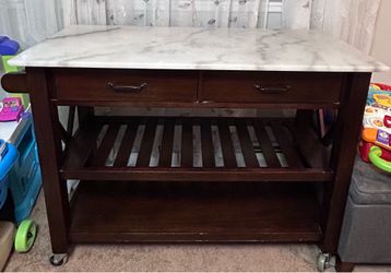 Marble bartop/island on wheels