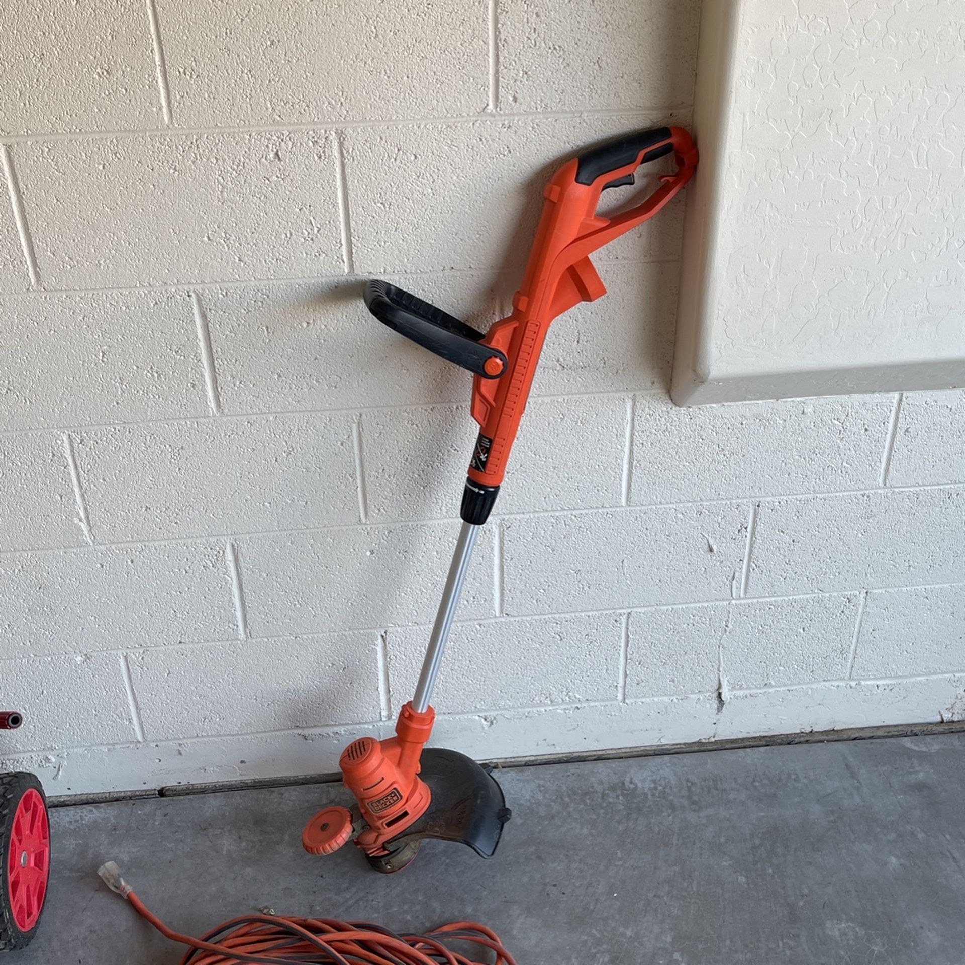 Black And Decker Weed eater 