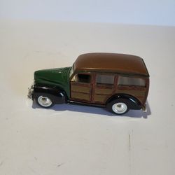 1940 Die Cast Ford Woody Wagon 