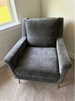 Accent Chair - LIKE NEW