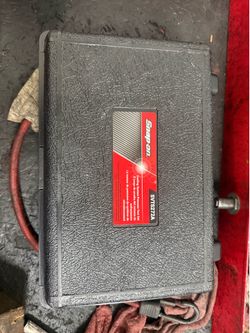 Snap on coolant pressure tester