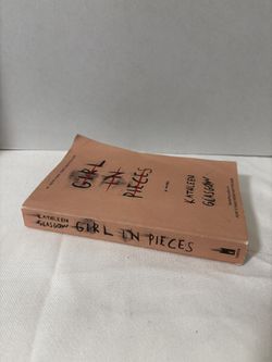 Girl in Pieces - Paperback By Glasgow, Kathleen -