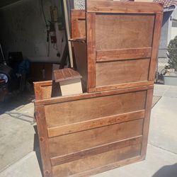 Solid wood for drawer storage stairs for a bunk bed.