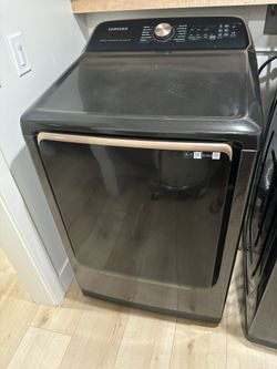 Samsung 7.4 Cuft (large) Electric Dryer