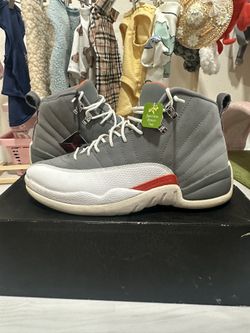 Air Jordan 11 “Cool Grey” Size 9.5