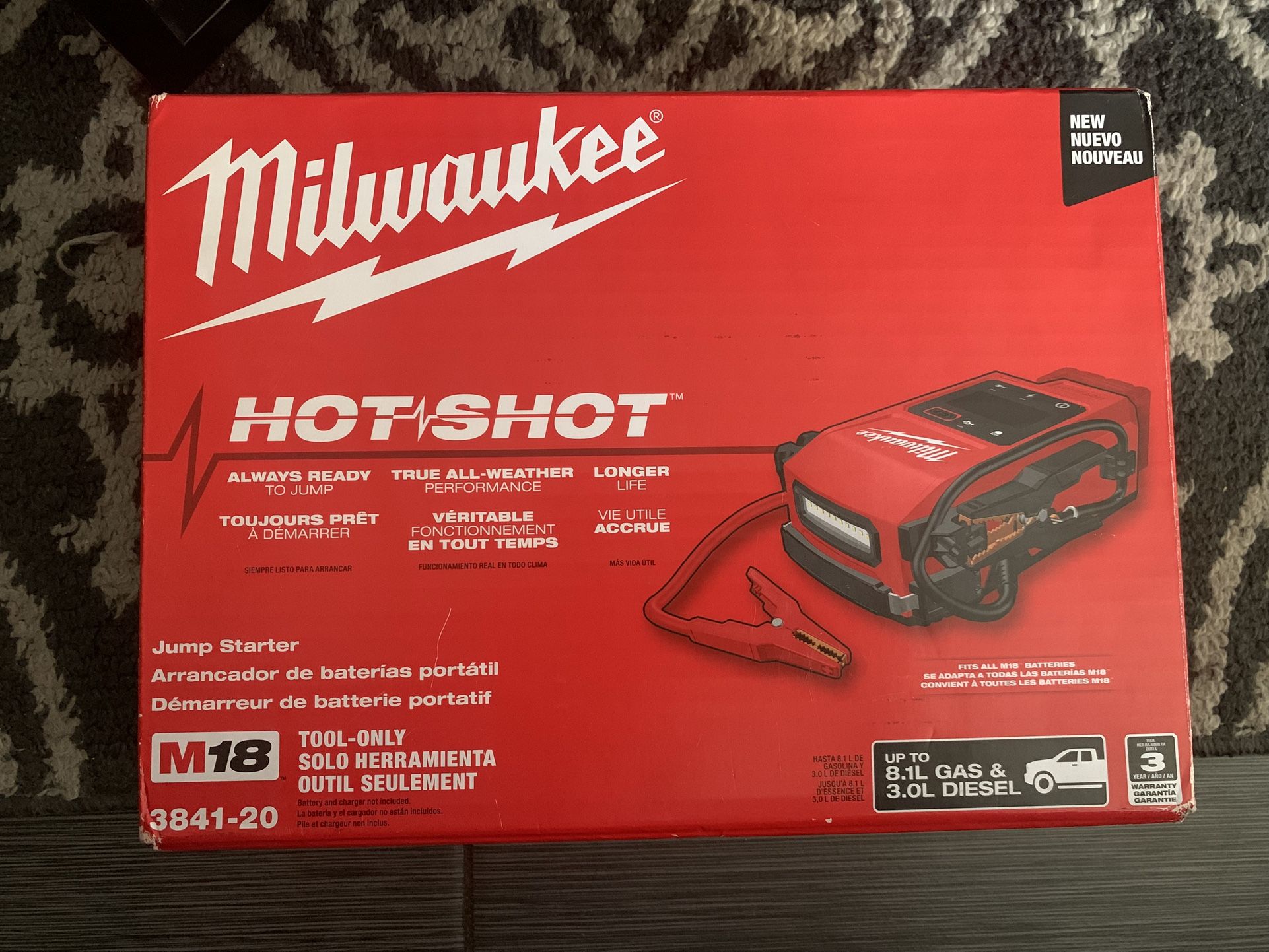 Milwaukee Hot Shot M18 Jump Starter New