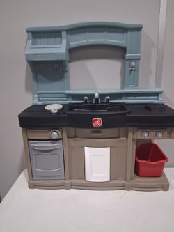 Step 2 Best Chef's Kids Kitchen Playset
