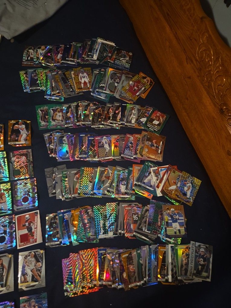 Lot Of Prizm, Mosaic Inserts And Rookie Cards