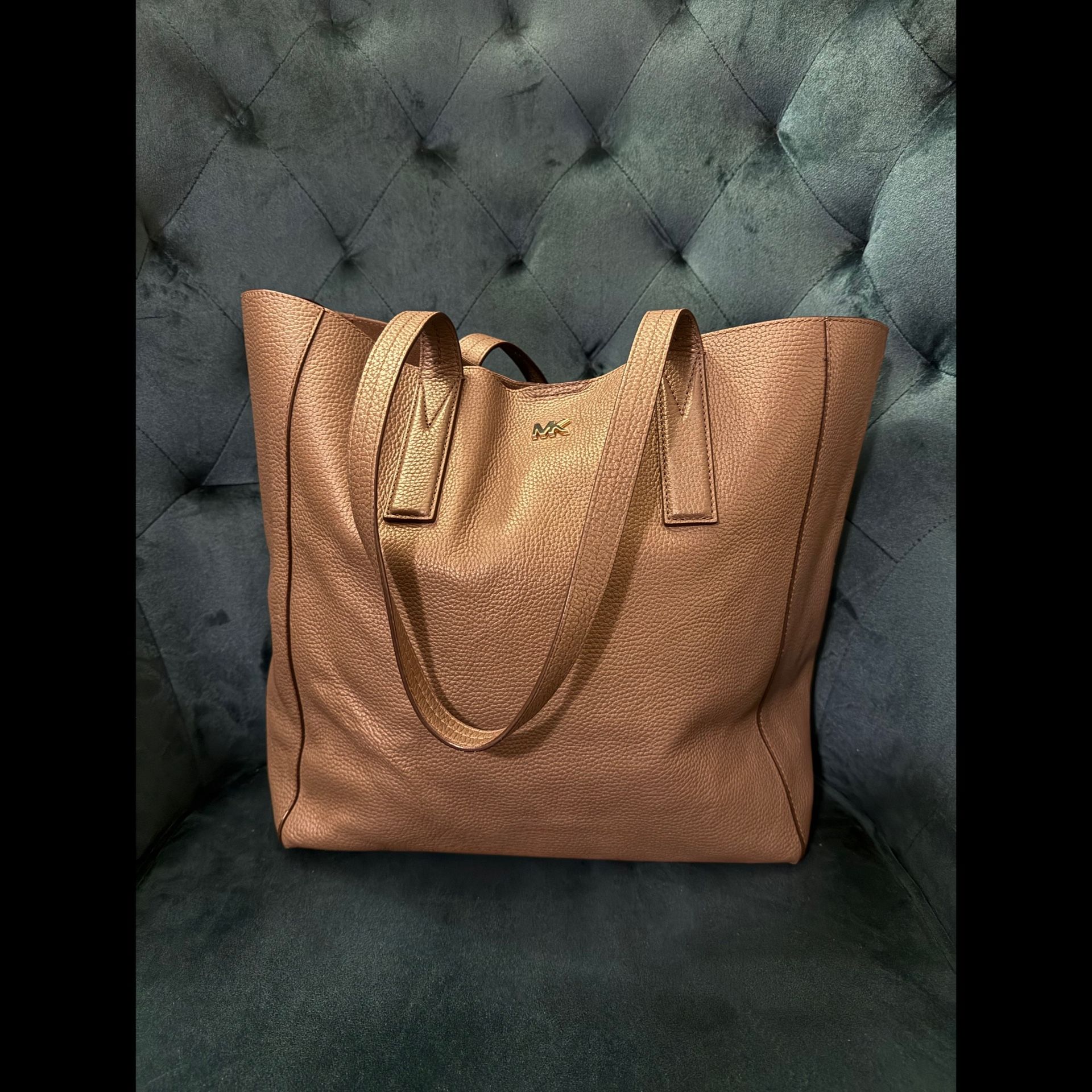 Large Michael Kors Junie Tote (Pebble Leather)