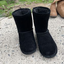 Girls Bearpaw Boots