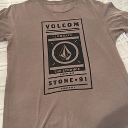 Adult Small Volcom Shirt
