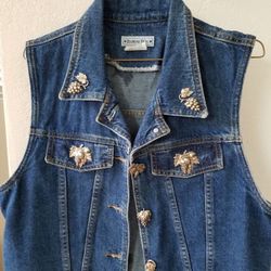 Ladies blue Jeans vest size Large NEVER WORN
