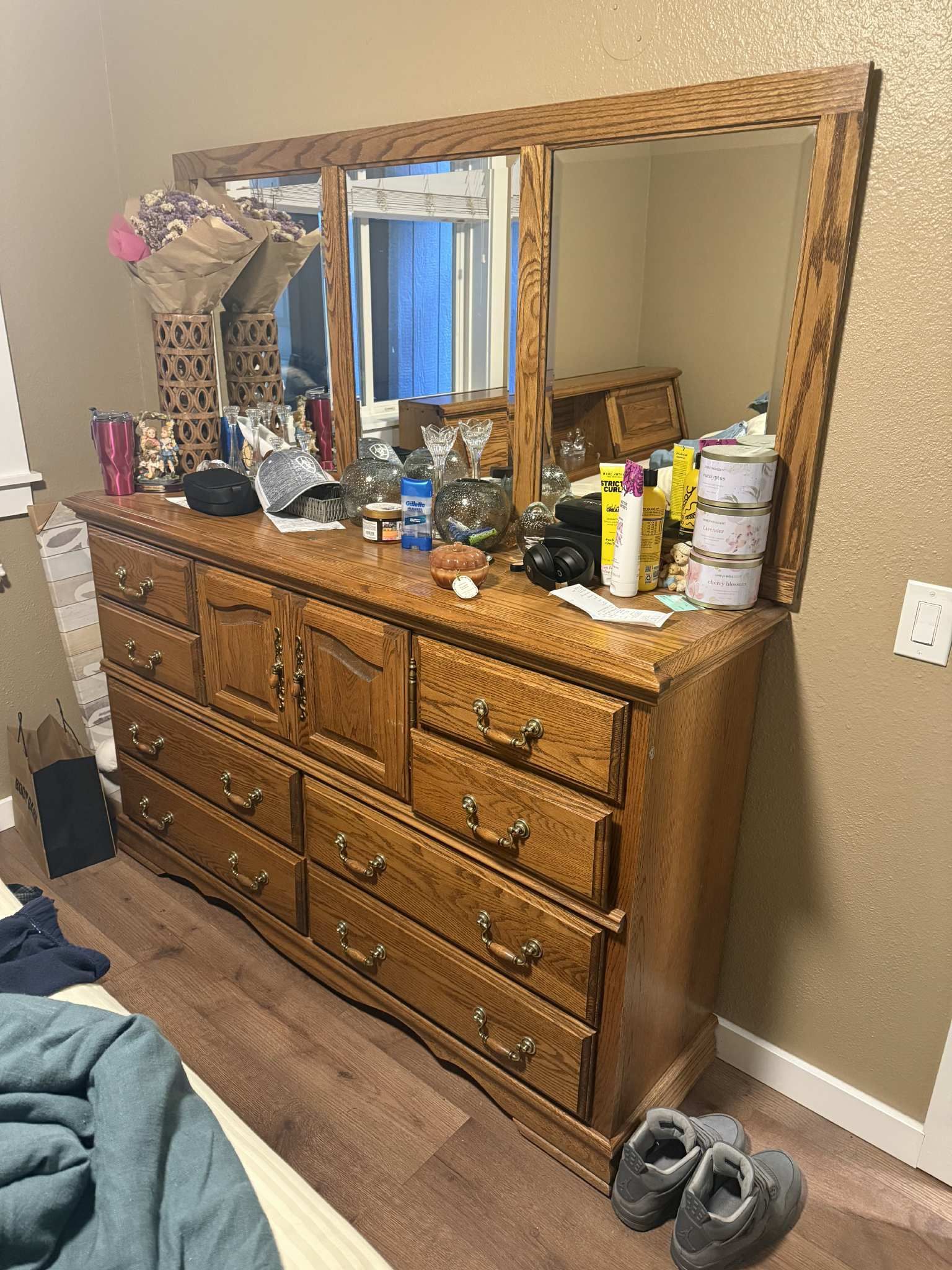 Dresser And Mirror 