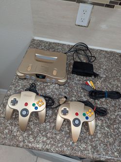 Authentic Gold Nintendo 64 Bundle - 2 Gold Controllers (TIGHT Sticks) + Smash & Paper Mario