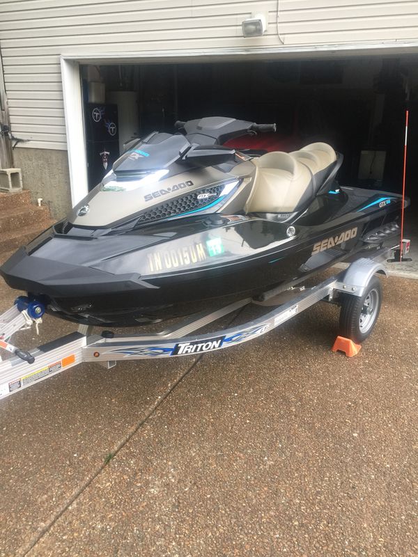 Seadoo 2016 gtx 215 limited 3 seat jet ski