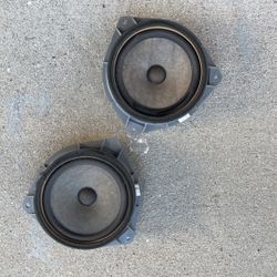 Stock Mr2 Spyder Speakers