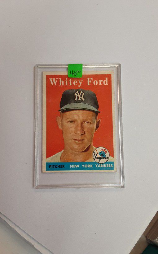 Whitey Ford New York Yankees Vintage Baseball Card - Located in Shelton