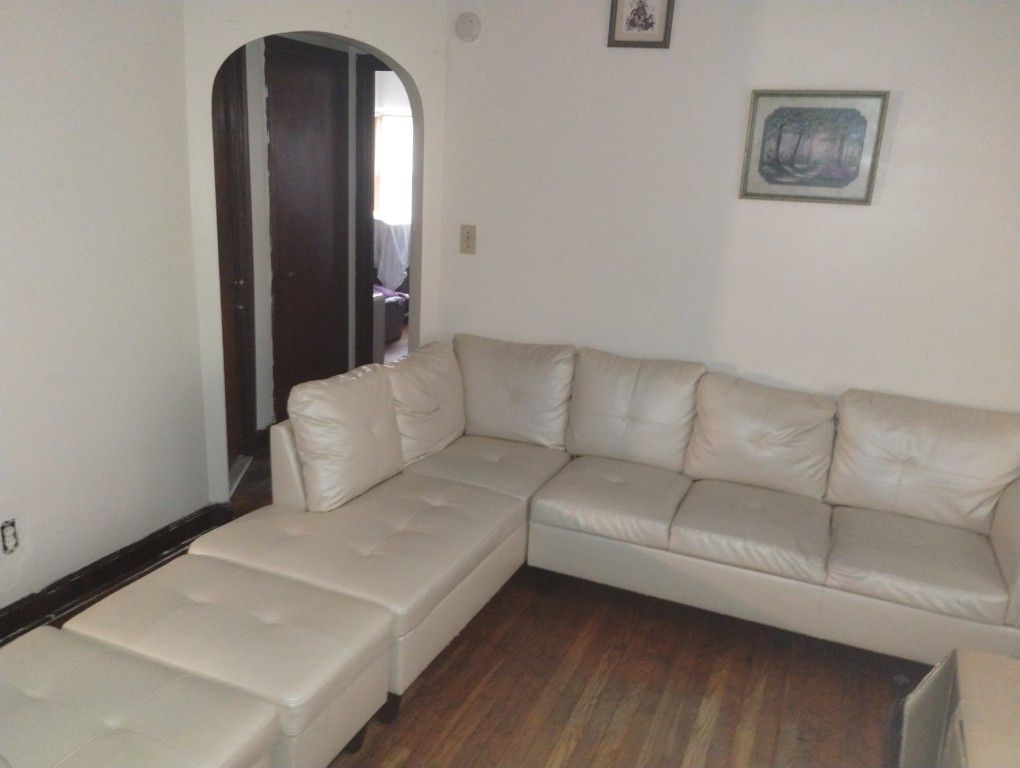 Leather Sectional Sofa 