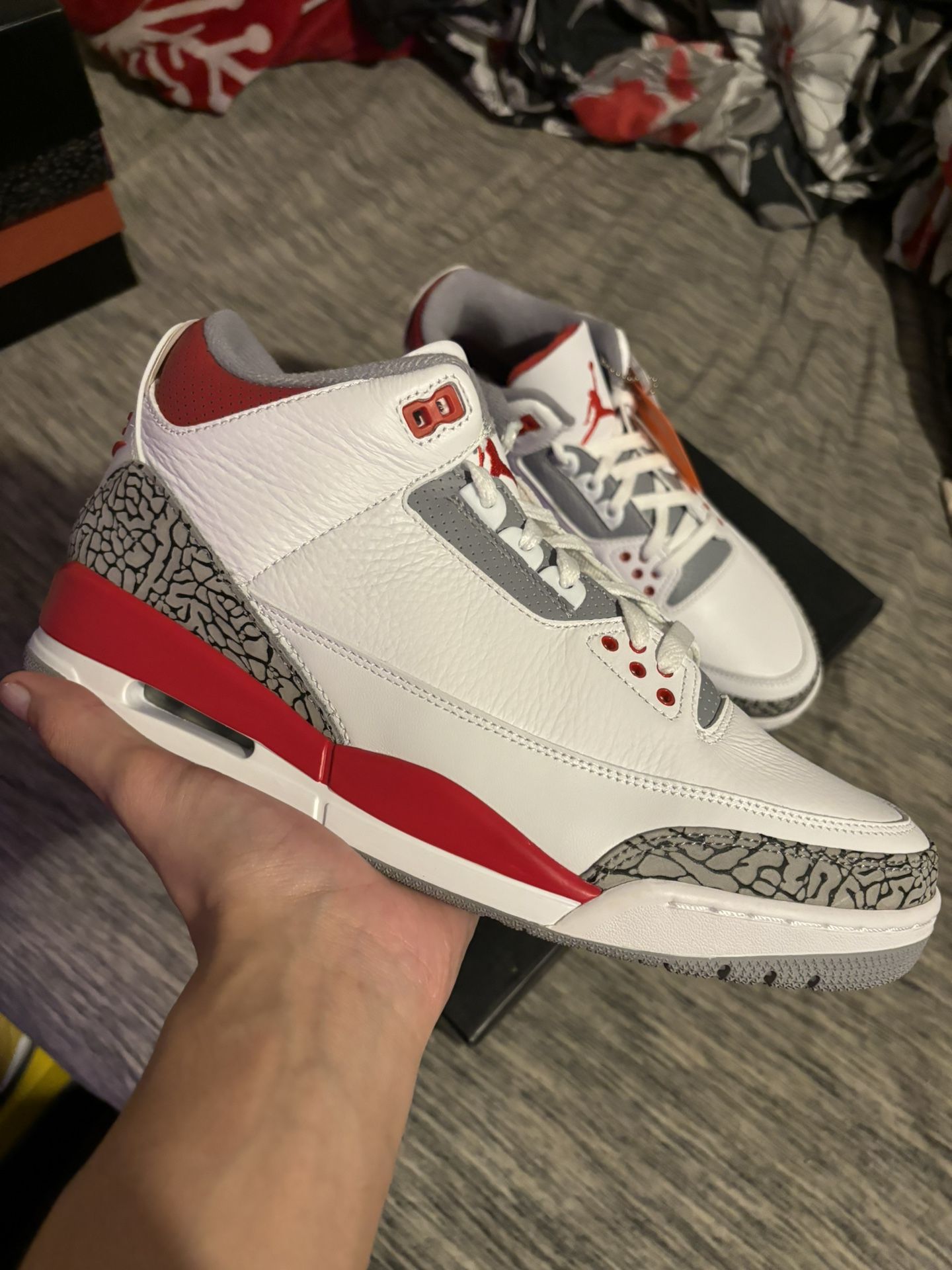 Jordan 3 Fire Red
