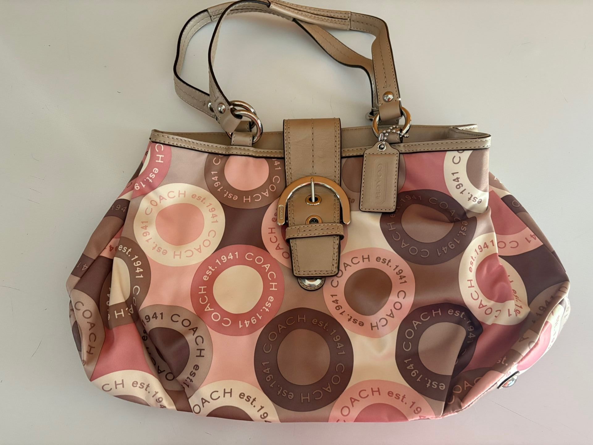 Coach Bag-read Ad